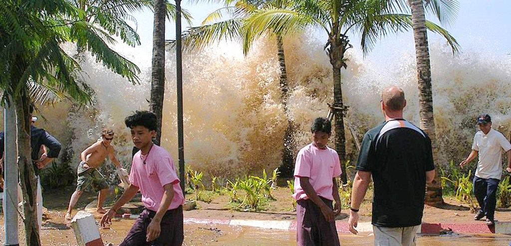 TSUNAMI EN THAILANDE